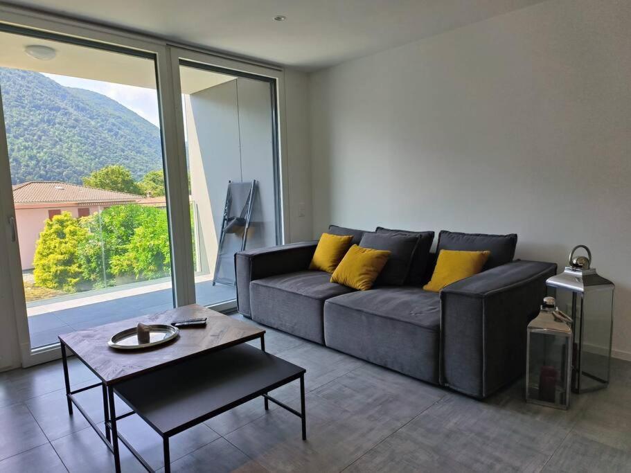 Design Apartment Melano Lake 外观 照片